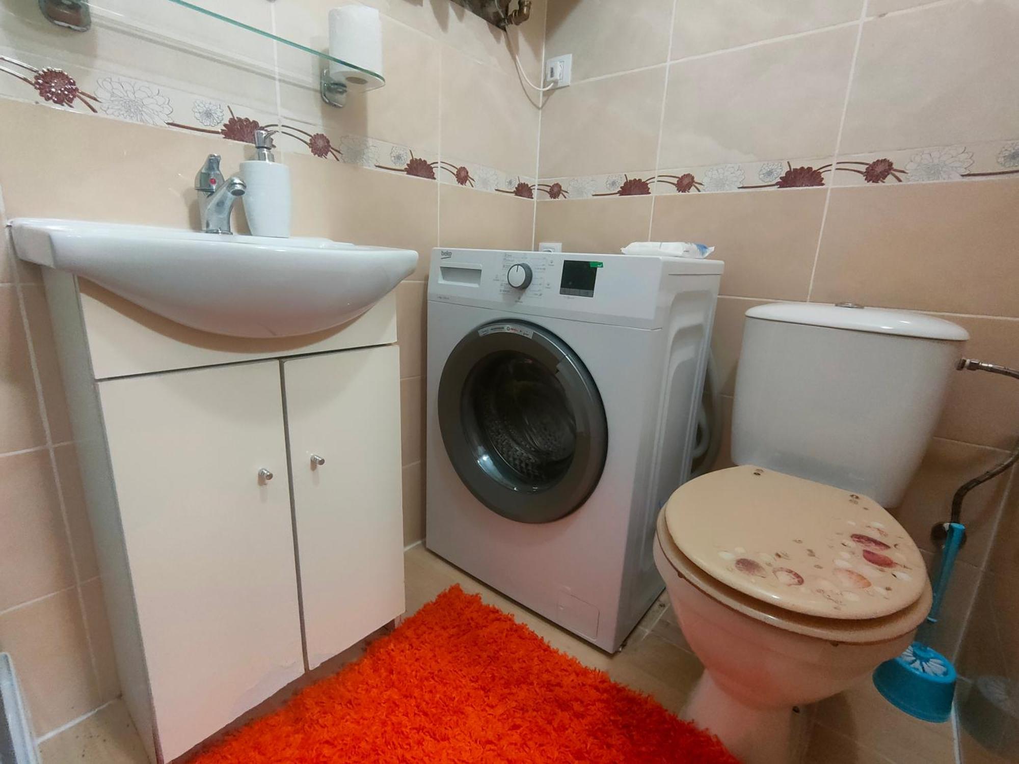 Family Apartment Kv كارلوفي فاري المظهر الخارجي الصورة